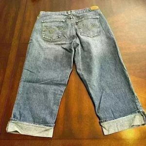 Levis 515 Jeans Womens 10 Blue Denim Capri Medium Wash Distressed